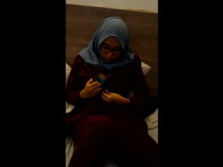 Hijab Indonesian Girl Blowjob 4