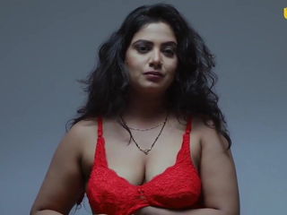Kavitha Bhabhi Hot Scenes